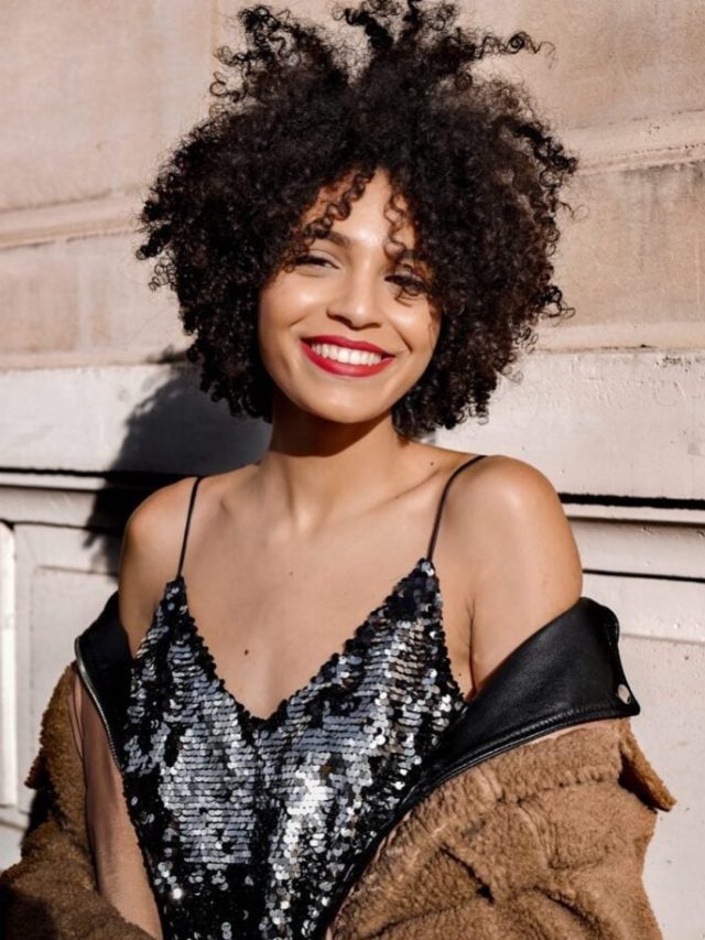 Short Curly Hair Inspirations - The new trend of social networks